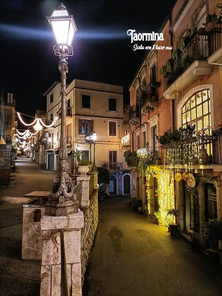 Caterina'S Charme Apartment Taormina