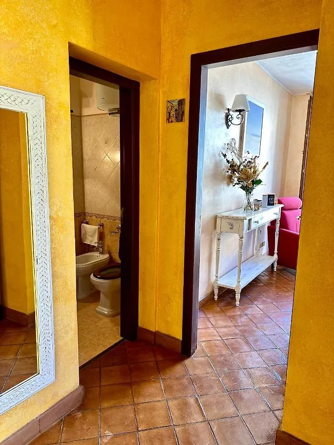 Caterina'S Charme Apartment 陶尔米纳 意大利